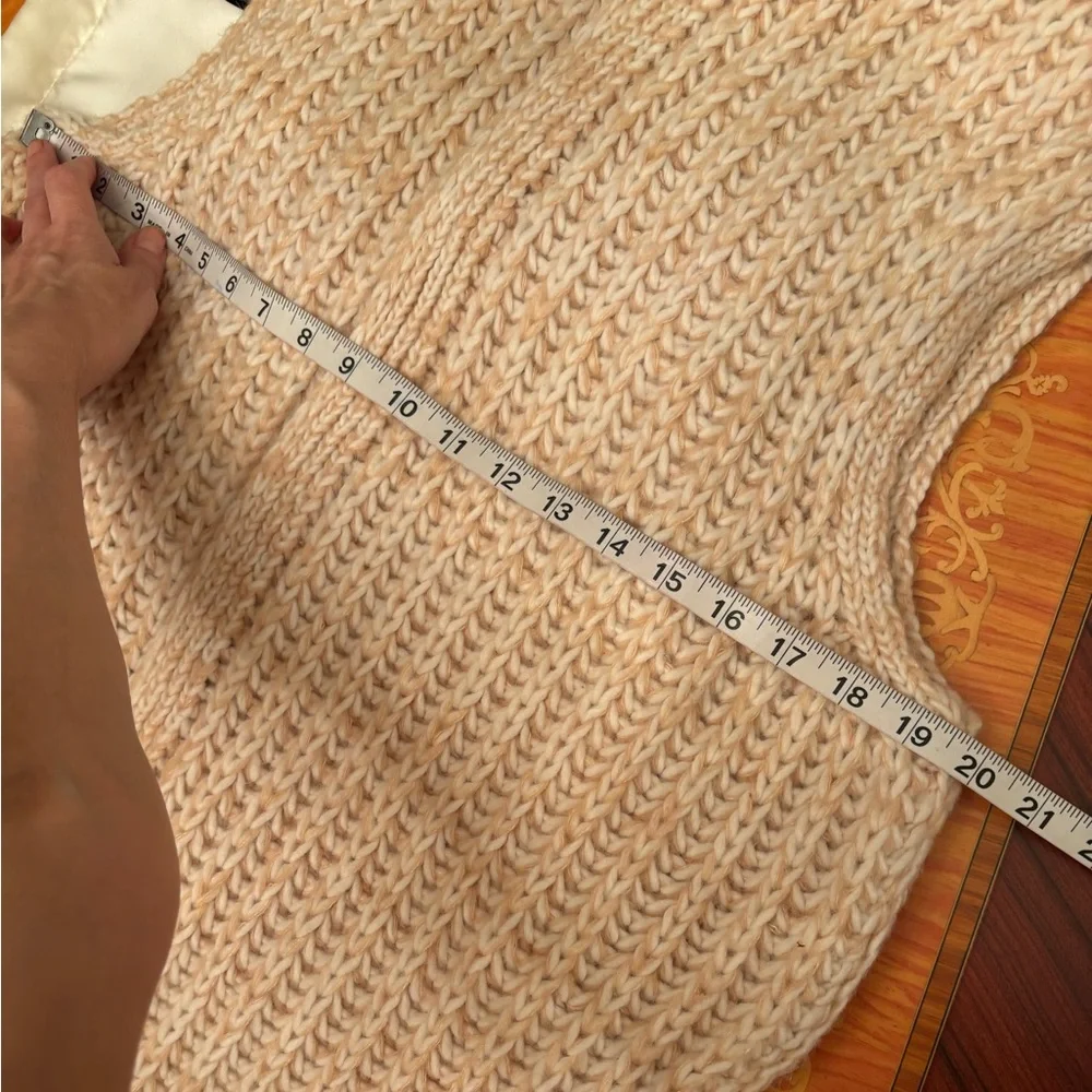 Cocogio Made in Italy Hooded Wool Blend long sleeveless cardigan sz.M